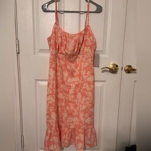 Chelsea 28 light pink and white floral dress